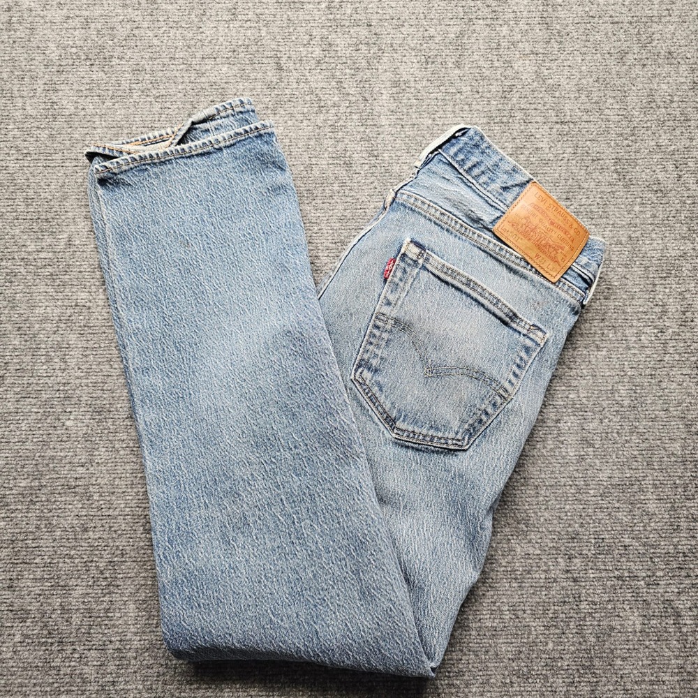 Levis Premium 501 Original Fit Light Wash Button Fly Straight Leg Jeans W31 L32